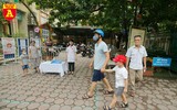 Diễn tập phương án đón trẻ mầm non, tiểu học trở lại trường